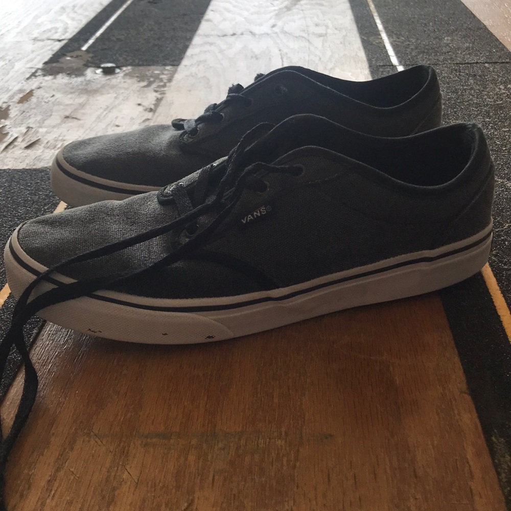 Vans shoes size 5.5 youth